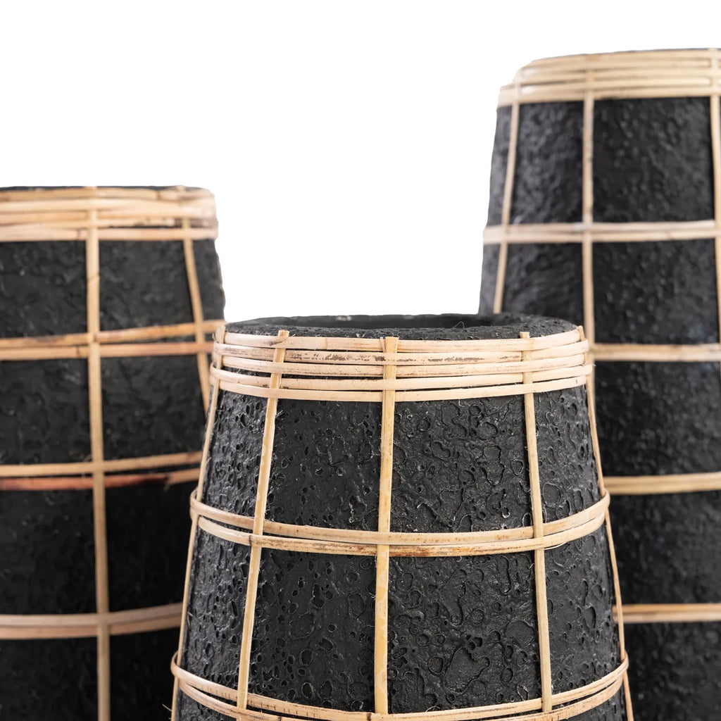The Cute Vase - Black Natural - M