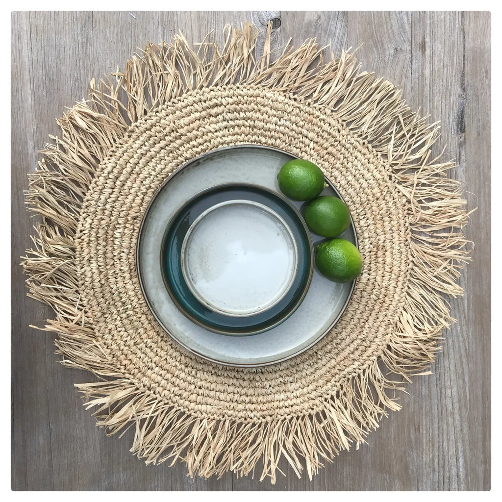 The Fringe Raffia Round Placemat - Natural