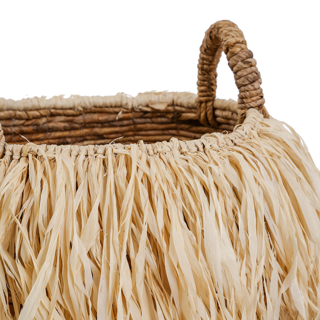 The Raffia Mand - M