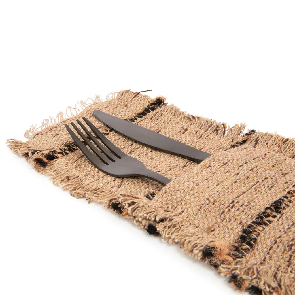 Translate "Het Oh My Gee Bestekzakje - Beige Zwart - Set van 4" to English is "The Oh My Gee Cutlery Pouch - Beige Black - Set of 4".